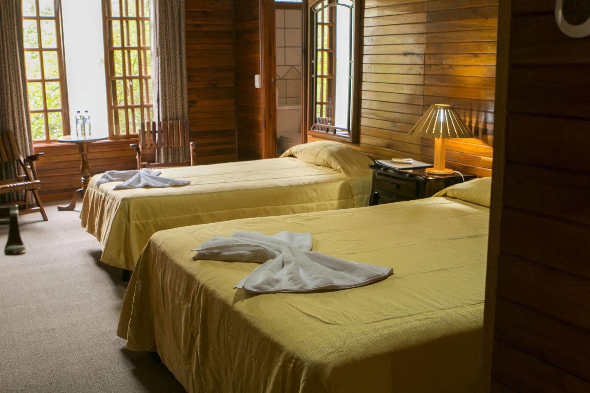 Santa Elena Lodge Cuajiniquil Екстериор снимка